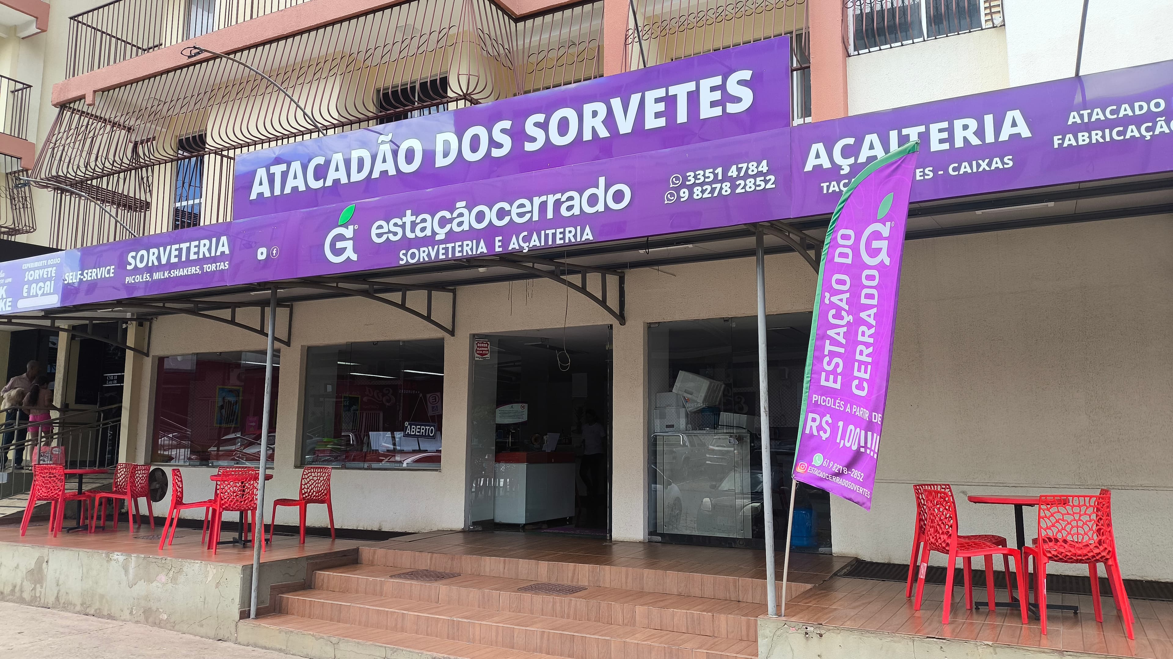Fachada da loja Estação Cerrado - Distribuidora de Açaí em Brasília